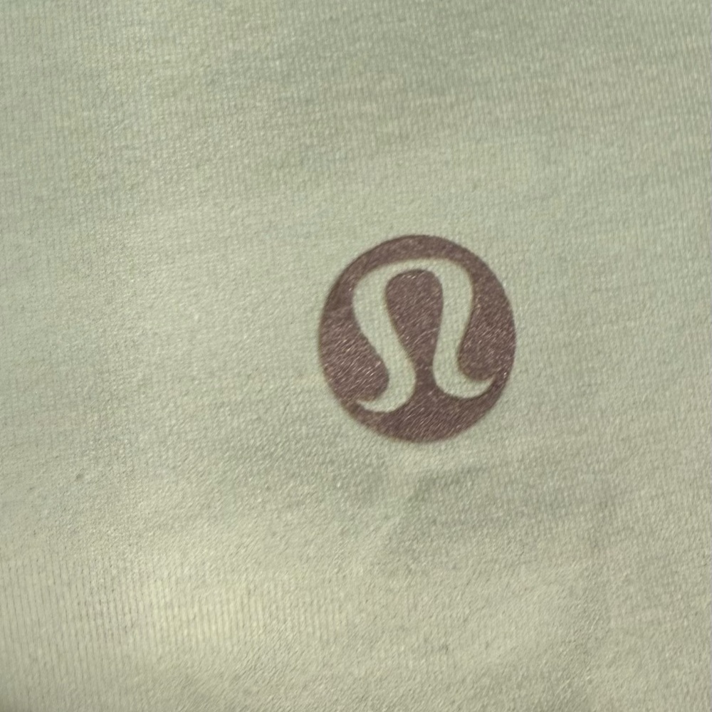 Lululemon athletica top